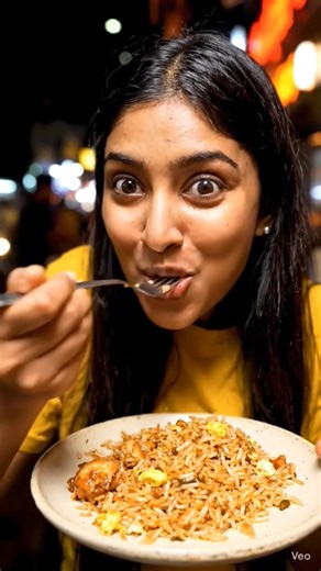 #ChilliChicken #FriedRice #StreetFoodIndia #IndianFoodVlog #FoodVlog#FoodReels#TamilVlog #FoodReview