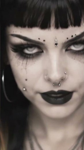 BEHIND BLUE EYES 🖤 Gothic Metal Female Vocalist Cover #Shorts #gothicmetal #metal #cover #mavira