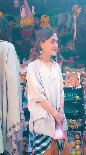 129K views · 7.3K reactions | Queen Jumra, walking barefoot while shopping with a shopkeeper, engages in a conversation with a child. | Pakistan's Culture & Tourism Updates | Facebook