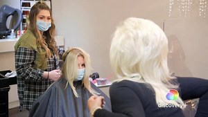 762K views · 17K reactions | Theresa visits the salon where Victoria works and an unexpected reading happens for one of Victoria's clients. ❤️ A brand-new episode of #LongIslandMedium: There In Spirit drops TOMORROW on discovery+! Check it out: https://tlctv.com/3bo2zXA #StreamWhatYouLove #DiscoveryPlus | Long Island Medium | Facebook