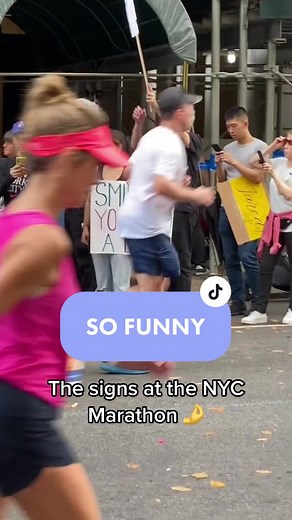 These signs are so good 😭 #thegist (c/o @hannah..nah) #repost #funny #sports #marathon #running #runner #nycmarathon #marathonrunner