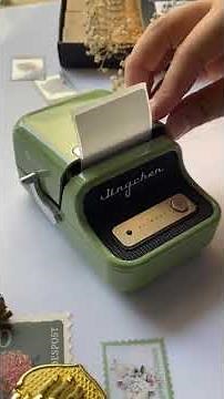 NIIMBOT B21 Label Maker Unboxing