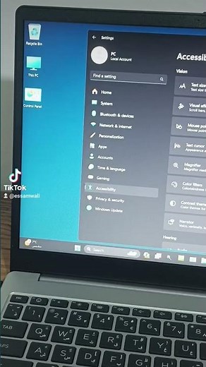 To quickly increase font size in Windows 10 or Windows 11