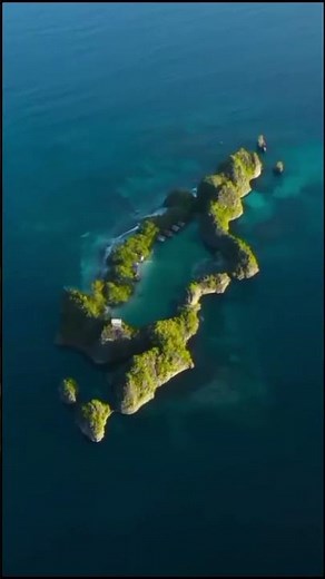 The Most Beautiful Islands in Indonesia, Welcome to Raja Ampat