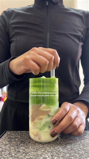 I’ve mastered how to make a creamy matcha with even supermarket matcha from @PerfectTed 🍵 #icedmatcha #icedlatte #bananabread #matchalatte #blankstreet