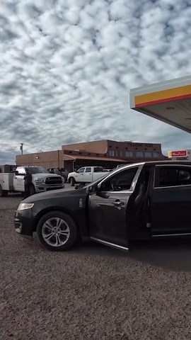 I crashed six vehicles into my old shop! 🚗💥