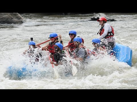 WHITE WATER RAFTING CLASS 3-4 RAPIDS