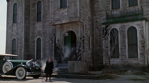 La.Famille.Addams.1991.MiniHD-Planet-Streaming.com
