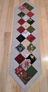 Quilted Table Runner, Winter in the Country - Etsy Canada