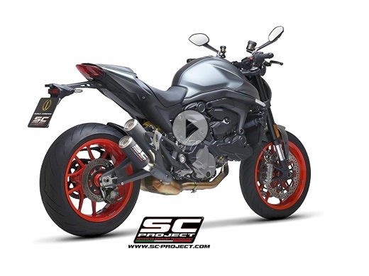 Ducati Monster 937 mit SC-Project Twin CR-T Auspuffanlage (Street Legal)