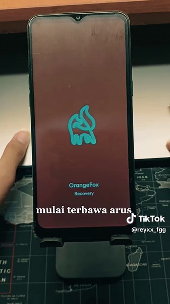 Tutorial Oprek HP: Custom ROM, Root, dan Trending