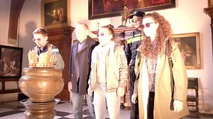 Seid ihr bereit für das große Finale der Hunters? 👁 Die Kinder decken endlich die wahre Identität des Maulwurfs auf und müssen sofort alle anderen Verwandten informieren. Oder ist es dafür schon zu spät? 😱 Das Geheimnis der Hunters, am Samstag und Sonntag um 19:15 Uhr. Verpasse nicht den Hunters-Marathon: Am Samstag ab 13:15 Uhr und am Sonntag ab 16:15 Uhr. | Nickelodeon auf Deutsch