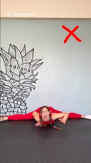 Middle Split Tutorial 🔥🔥 #gymnast #flexibility #howto #splits #wow #tutorial
