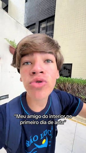 Futuro Estudantil: Rumo à Educação e Realização