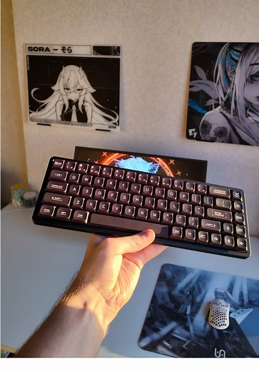 @iQunix Iqunix magi65 , best low profile keyboard ? #Iqunix #magi65 #lowprofile #keyboard #setup #pc #gamingsetup #glasspad