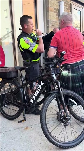 Boston cop tries to play bagpipe with Scottish World Cup fans #shorts