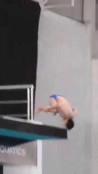 Gravity Doesn’t Apply to This Diver