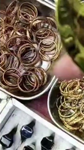 kisi ko bhi pen chahie bacchon ke liye to main apna mobile number de raha hun mujhe call Karen mil