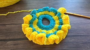 How to Crochet Hair Scrunchies #diy #easycrochet #crochetgifts | Crochet & Crafts Therapy