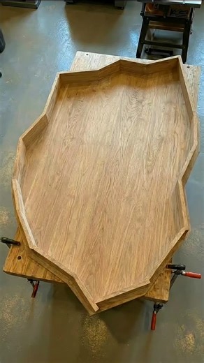 Mesmerizing epoxy resin pour! 🍓🍋 What do these colors remind you of? Strawberry lemonade or a glowing sunset? Drop your thoughts below! 👇 Trust the process . . . #epoxypour #satisfying #resinart #diy #asmr