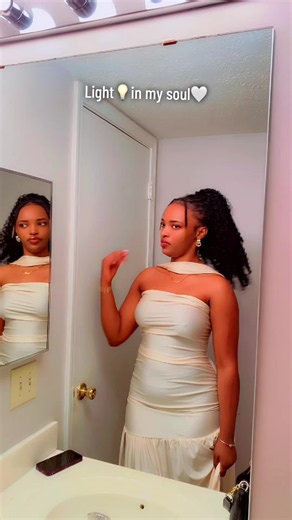 Light effects for content: LED lighting tips for TikTok videos