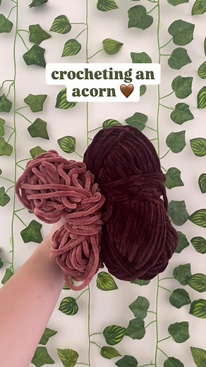crocheting an acorn! 🤎 #crochet