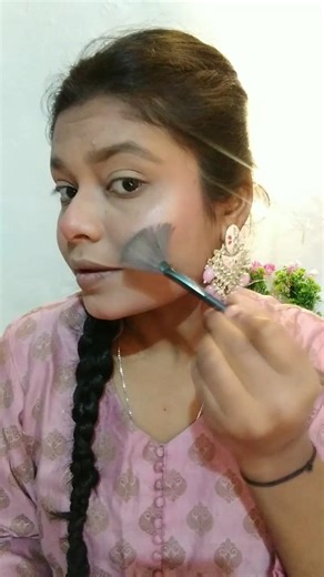 How to apply highlighter for beginners✅😱#youtubeshorts#makeup#highlights#viralvideo#trending#shorts