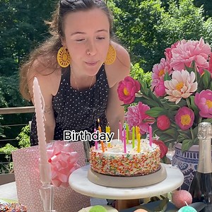 1.7K reactions · 80 shares | Brighten heir Birthday with our stunning paper flower bouquet and customizable card! | Freshcut Paper | Facebook