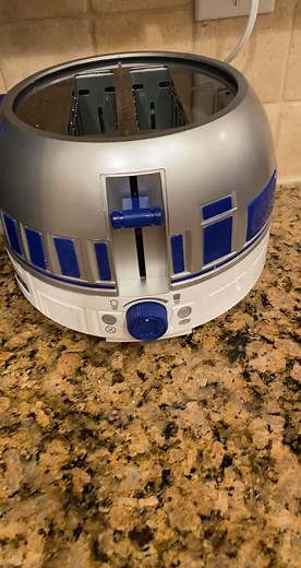 R2-D2 Star Wars Toaster Review