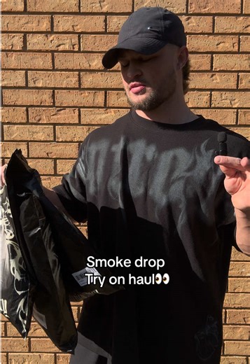 Little rundown of a few pieces from the upcoming smoke drop. Full drop on the 4th of April or early access on the 3rd. For reference I’m 5”7/8 180lbs rn wearing large in everything. Code “SMITHY” for 10% off your order and to show me some support🖤🖤🖤 @Controlled insanity @Kevstrength #fyp #bodybuilding #gymtok #real