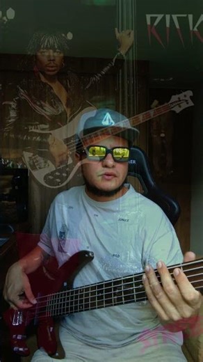 Rick James - Give It To Me Baby (bass cover)