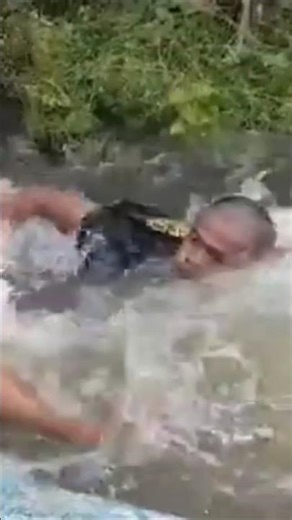 Almost drowned!!... #viral #fyp #fypシ #fypシ゚viral #viralshort #pendidikansatpam #Diklatsatpam