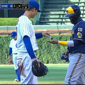 Anthony Rizzo handing out hand sanitizer at first base 😂 | ESPN
