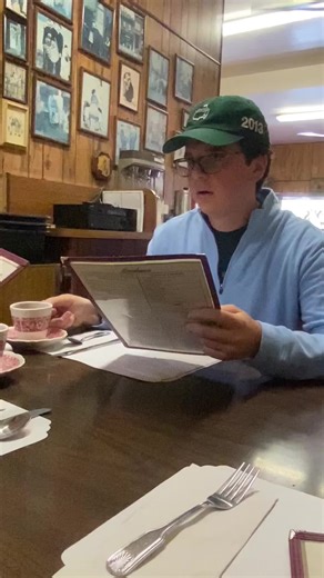 Old Guy Vibe at the Diner. (Remastered) @willydviral | old man at the diner