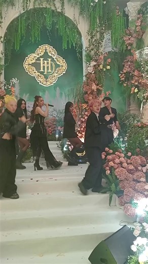 Khám Phá Nhạc Khmer Qua Ca Sĩ Ra Bee