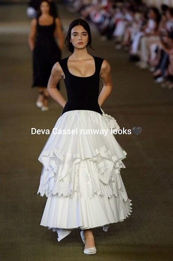 Deva Cassel runway looks#fashion#runway#devacassel#runwaylooks#celebrityfashion#celebritystyle#style