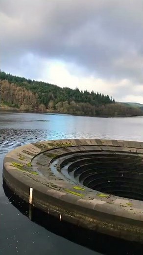 Ladybower Water Reservoir’s plug hole! Derbyshire , England #PeakDistrict