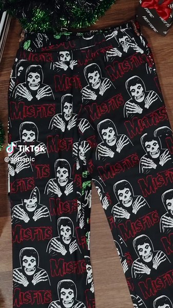 Black Friday Deals at Hot Topic: Save Big Today!