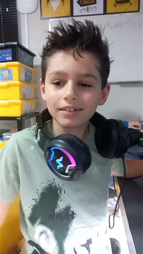 Escola de Programação e Robótica on Instagram: "🌊🎮 Pietro mergulhou na criatividade e criou um jogo submerso no Kodu Game Lab! Um projeto divertido cheio de aventuras e desafios no fundo do mar. 🚀✨ #CodigoKid #KoduGameLab #Games #Criatividade #Inovação #STEM #Brusque"