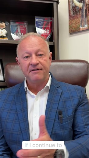 💭 Feeling anxious when tackling vignettes? You’re not alone! Dr. Wolf has a simple, game-changing method to turn that stress into strategy. Learn how to think like a clinician, avoid distractors, and master every question block with confidence. 🧠 #WOLFPACC #MedicalEducation #FutureDoctors #USMLEPrep #PhysicianEducation #MedicalEducation #FutureDoctors #medicaleducation #medstudent #medicalschool #medlife #medstudentlife #healthcareeducation #learning #studygram #clinicalreasoning #beyondmemori