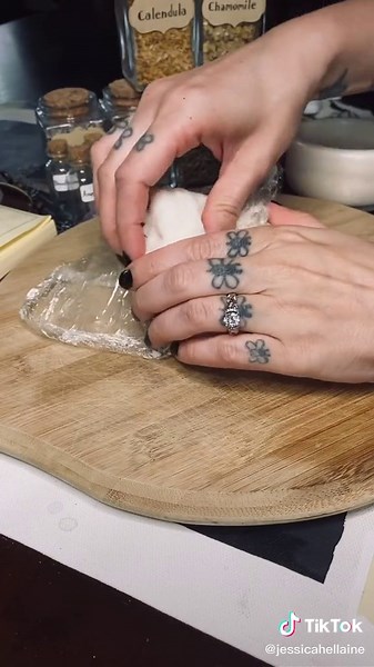 Jessica Hellaine on TikTok