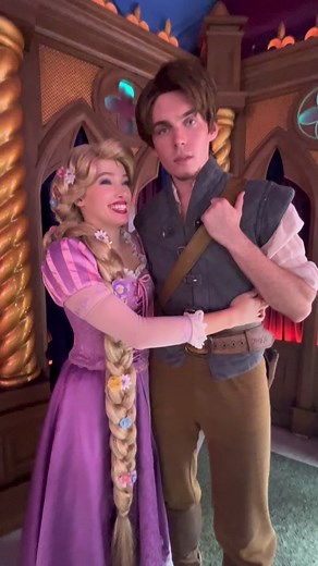 Asking Rapunzel and Flynn Rider what they’re going to be for Halloween this year #disneyland #disney #fyp #tangled #flynnrider #halloween