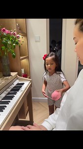 With my little princess Lisa 🌹#4yearold | Ho Ngoc Ha