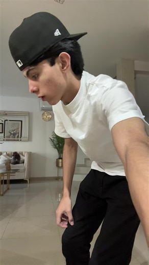 Video de elmo_jonnnnn (@elmo_jonnnnn) relacionado con “New Era Gorras”