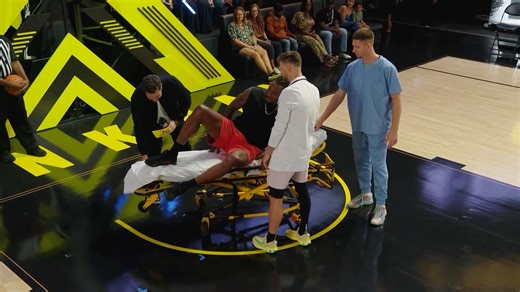 DR. LIPEK BROUGHT OUT THE STRETCHER TO DUNK OVER Dwight Howard 👨‍⚕️😂 | TNT Sports US