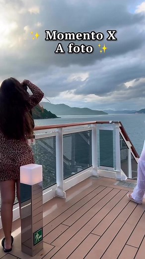 11K views · 880 reactions | Unleash your inner supermodel with the tutorials ****Follow for daily modeling tips, poses and tutorials Instagram @the_spraytan_guru VIDEO NOT MY OWN – ALL CREDIT TO THE CREATOR AND MODELS #models #modelposes #modeltutorial #posetutorial #the_spraytan_guru #thespraytanguru #influencers #contentcreators #teenagers #teenagerlife #posetips #photoshoots | The Spraytan Guru | Facebook