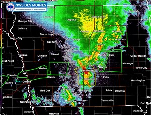 915 AM Update - Line of severe thunderstorms is currently moving through the Des Moines metro. Wind speeds of 60-70 mph and hail of up to 1 inch in diameter have been reported. Severe Thunderstorm Warning and multiple Flash Flood Warnings in effect. Seek shelter if this line of storms threaten your area. IMPORTANT - this is only Round #1. Round #2 will be stronger when they develop later this afternoon. For more details visit: weather.gov/desmoines/ #IAWX | US National Weather Service Des Moines