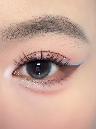 Dreamy Light Blue Rhinestone Eye Makeup Tutorial 💎 Creative Eyeliner Look for Beginners #beautiful