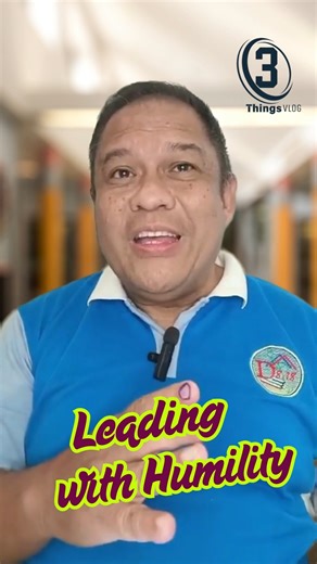 3 SIGNS YOU’RE LEADING WITH HUMILITY 1. You Serve First, Not Seek Attention 2. You Listen More Than You Speak 3. You Point People to God, Not Yourself 💬 Which of these signs is God developing in your leadership today? True influence flows from humility, not hierarchy. #3Things #LeadWithHumility #ServantLeadership #ChristlikeLeader #LeadershipMonday | DPPI Dream Builder