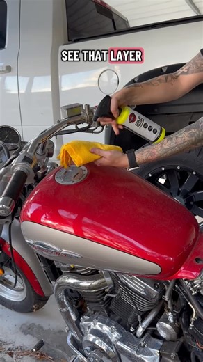 Renegade Products USA on Instagram: "Gold Rush Quick Detailer is a double-ceramic quick detailer designed to remove fingerprints, smudges, and light dust while simultaneously adding gloss and protection to the exterior surfaces of your vehicle. As a quick detailer and waterless wash, Gold Rush is perfect for paint, glass, and chrome. With just a few sprays, Gold Rush Quick Detailer will make your car look like you spent hours cleaning it. It’s perfect for use between full car washes. Gold Rush Q